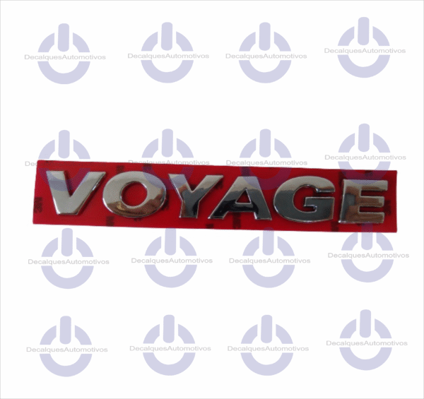 Emblema Letreiro Voyage Cromado G5 compatível com Ano 2009 2010 2011 2012